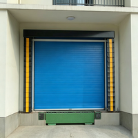 Abri gonflable durable de haute qualité pour quai, avec système de scellage de cargaison par rideau mécanique à vis, garantie 1 an