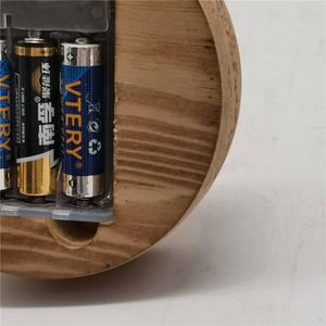 Toptan LED Işıklı Kırmızı Gül Çiçeği Yapay Yuvarlak Gül Cam Fanus İçinde Anneler Günü Düğünleri Ev Dekorasyonu İçin Mükemmel Bir Hediye - Product Image 6