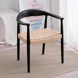 Chaise de salle à manger en bois massif de style médiéval pour restaurant, hôtel, avec siège rembourré, chaise présidentielle <span class=keywords><strong>Kennedy</strong></span> en bois pour la maison - Product Image 3