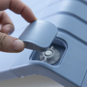 ปุ่มสแนปปิดกรงสัตว์ขนาดเล็กกลางแจ้งสไตล์โมเดิร์นบ้านสุนัขพลาสติก PP สีฟ้า/สีแดง/สีเข้มสแนปหลังคาสีเทาสำหรับสัตว์เลี้ยง - Product Image 5