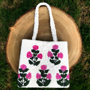 Sac décontracté en forme de voiture de golf rose avec motif de voiture verte et sac jaune, orné de perles de verre faites à la main, style floral, forme personnalisée - Product Image 1