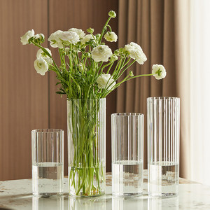 Vase Cylindrique en Acrylique Transparent Incassable, Design Minimaliste et Moderne pour Arrangements Floraux Luxueux, Grande Taille - Product Image 5