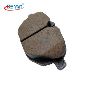 <span class=keywords><strong>Plaquette</strong></span> <span class=keywords><strong>de</strong></span> <span class=keywords><strong>frein</strong></span> arrière avec vis d'étrier <span class=keywords><strong>de</strong></span> <span class=keywords><strong>frein</strong></span> 6862202 34216796741 34216862202 34206877648 34216788284 pour BMW 5 X3 X4 Z4 I8 BEYAN - Product Image 1