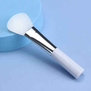 Mini <span class=keywords><strong>kit</strong></span> de pinceaux pour <span class=keywords><strong>masque</strong></span> facial en silicone à l'<span class=keywords><strong>argile</strong></span> courte pour applicateur de <span class=keywords><strong>masque</strong></span> facial blanc avec logo personnalisé végétalien de luxe - Product Image 5