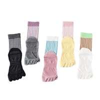 Chaussettes de yoga à cinq doigts personnalisées de haute qualité, antibactériennes, confortables, tricotées, à compression, pour le sol et le Pilates