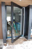 Haute qualité moderne extérieur en acier à sens unique porte en verre avant Pivot fer révolution-intérieur Push Pull pliant coulissant Style ouvert