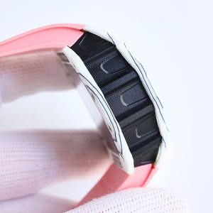 Reloj de Golf Deportivo con Temática Rosa, el Más Vendido del 2025, Cristal de Zafiro, Movimiento Mecánico de Fibra de Carbono de Alta Calidad, Correa de Goma - Product Image 4