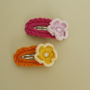 Petites pinces à cheveux simples <span class=keywords><strong>en</strong></span> forme <span class=keywords><strong>de</strong></span> fleur, tissées à la main, fabriquées par la tisseresse, petits accessoires - Product Image 3