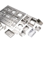 Involucro per Generatore Insonorizzato e Resistente alle Intemperie, Struttura in Acciaio con Ventole di Ventilazione, Fabbricazione Personalizzata in Lamiera