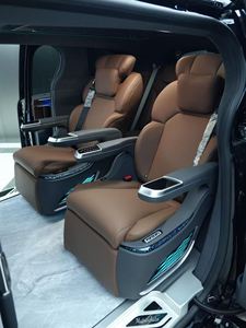Kit di Modifica Interni Auto, Console Posteriore Elettrica di Lusso <span class=keywords><strong>VIP</strong></span> per Sedili SUV Toyota - Product Image 3
