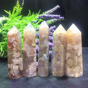 Torre de Cristal Tallada a Mano Natural, Puntas de Ágata con Flores de Cerezo para Decoración - Product Image 2