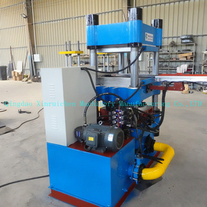 Machine à fabriquer des bonnets <span class=keywords><strong>de</strong></span> <span class=keywords><strong>bain</strong></span> / Machine <span class=keywords><strong>de</strong></span> vulcanisation à chaud hydraulique pour la fabrication <span class=keywords><strong>de</strong></span> bonnets <span class=keywords><strong>de</strong></span> <span class=keywords><strong>bain</strong></span> en silicone / Machine <span class=keywords><strong>de</strong></span> moulage en caoutchouc - Product Image 3