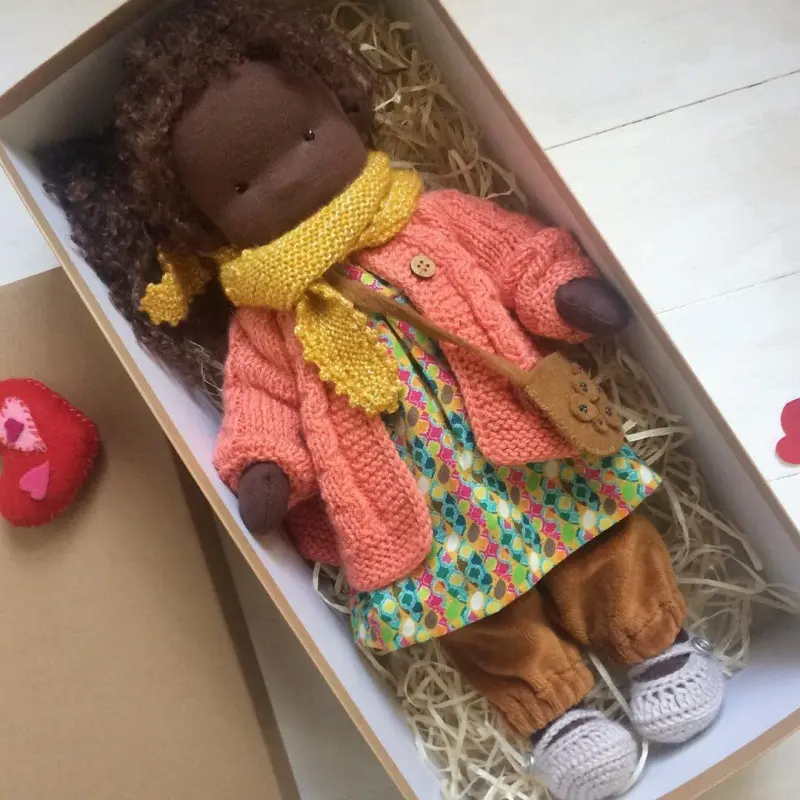 Y-F कपास शरीर Waldorf गुड़िया कला हाथ बच्चे कार्टून मिनी गुड़िया उपहार बॉक्स पैकेजिंग लवली crochet गुड़िया खिलौना