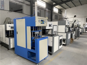 Machine <span class=keywords><strong>de</strong></span> soufflage semi-automatique pour bouteilles PET, 2 cavités, pour bouteilles <span class=keywords><strong>de</strong></span> 100 ml à 2 L, entretien simple - Product Image 3