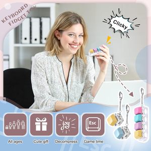 Nouveau jouet anti-stress tendance 4-en-1 : clavier, clicker, porte-clés et bouton anti-stress pour adultes - Product Image 4