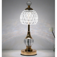 Lampe de bureau moderne et luxueuse en aluminium avec abat-jour doré, variateur tactile LED DC pour la maison et le bureau