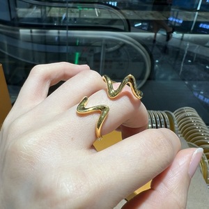 AU750 本物のイエローゴールド18K純金リング パーソナライズされた高級18Kゴールドジュエリー 結婚式用 高品質リアルゴールドリング - Product Image 3