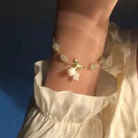 Nouveau bracelet en fer électroplaqué avec fleur de muguet, pendentif en pierre naturelle pour femme, design réglable, cadeau parfait