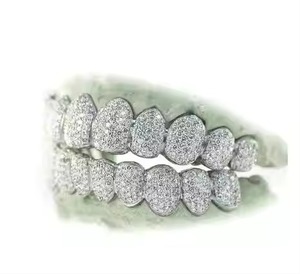 Bijoux dentaires de Piercing fin personnalisés de qualité supérieure Styles de diamants en argent et or massif - Product Image 3