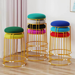 Chaise de salle à manger moderne de luxe en or, <span class=keywords><strong>tabouret</strong></span> renforcé en acier, <span class=keywords><strong>banc</strong></span> de style nordique, <span class=keywords><strong>tabouret</strong></span> de table à manger pour le salon de la maison - Product Image 2