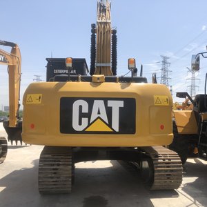 Second <b>Hand</b> Large Used Caterpillar 320D/320D2 2022 Model 12 Ton Crawler Excavator with 125 kW Power and 1 M Bucket Capacity - Product Image 3
