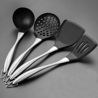 Ensemble d'ustensiles de cuisine en acier inoxydable spatule en silicone antiadhésive cuillère à soupe durable écumoire outil de cuisson au bois écologique friture sûre