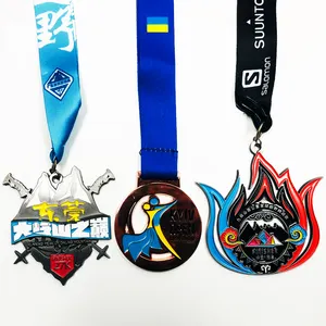 Nuevas ideas de productos 2024 Running Diseña tu propio maratón medallas baratas medallas personalizadas medallas y trofeos sublimación medalla en blanco