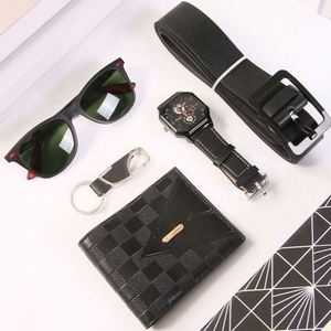 ชุดของขวัญสูทธุรกิจสำหรับผู้ชาย สำหรับสามี ในวันคริสต์มาส วันวาเลนไทน์ วันปีใหม่ วันรับปริญญา - ประกอบด้วยนาฬิกา เข็มขัด และกระเป๋าสตางค์ - Product Image 3