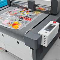 Traceur automatique d'autocollants en vinyle DTF Machine de découpe à plat de film de véhicule d'épreuvage de carton Découpeur d'étiquettes en cristal