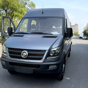 Fourgonnette de passagers diesel de grande capacité 7,5 m |   Espace de rangement supplémentaire pour bagages |   Parfait pour les entreprises de tourisme et de transport - Product Image 2