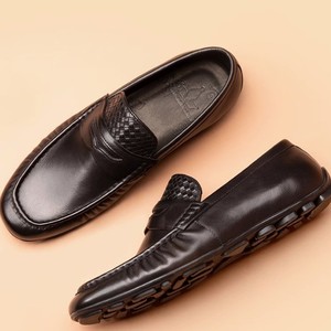 Chaussures décontractées nouvelle collection printemps-automne – Chaussures tendance pour hommes en cuir véritable respirantes à enfiler à semelle souple pour les soirées - Product Image 1