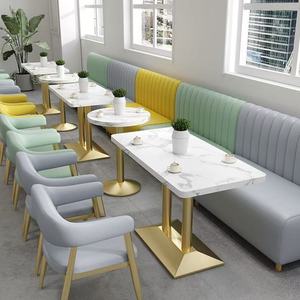 Conjunto de Muebles de Bar de Cuero Sintético Moderno - Asientos Elegantes para Bares y Cafeterías - Product Image 4