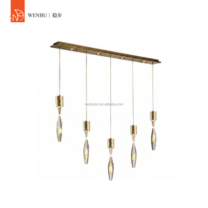 Lustre linéaire de luxe, lampe suspendue LED, verre artisanal avec feuilles d'or véritable - Product Image 1