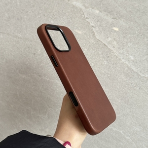 เคสโทรศัพท์หนังวัวแท้เคลือบแว็กซ์น้ำมันสุดหรู ยี่ห้อ YUBO LEATHER ป้องกันแรงกระแทก พร้อมช่องใส่กุญแจ AI สำหรับ 16 <span class=keywords><strong>Pro</strong></span> <span class=keywords><strong>Max</strong></span> ฝาหลังหนังแท้ - Product Image 3