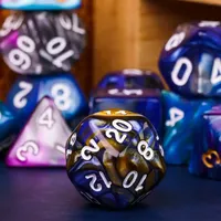 Ensemble de dés polyédriques en acrylique personnalisé de 7 pièces pour les jeux de table Dungeons and Dragons