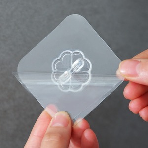 Crochet mural transparent adhésif en plastique transparent de forme rectangulaire pour organiser courrier et clés - Product Image 2