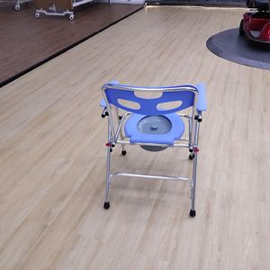 Chaise de douche en alliage d'aluminium avec siège de toilette, tabouret de salle de bain antidérapant pour personnes âgées et femmes enceintes, capacité de 150 kg - Product Image 2