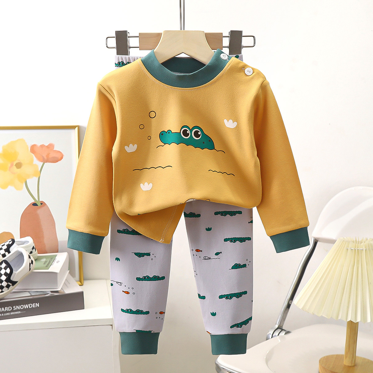 Set autunnale di vestiti e pantaloni con dinosauro zenzero C05