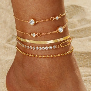 ZYO - Juego de Joyería de Tobillera Impermeable Estilo Boho para Mujer, Cadena Dorada con Corazón y Mariposa, Tobillera de Cristal con Piña y Corazón para la Playa - Product Image 2