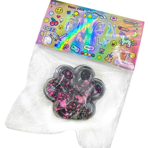 Juguete Antiestrés de TPR con Forma de Pata de Gato, de Rebote Lento, para Apretar y Aliviar el Estrés, Regalo Perfecto para Todas las Edades, Venta al Por Mayor - Product Image 3