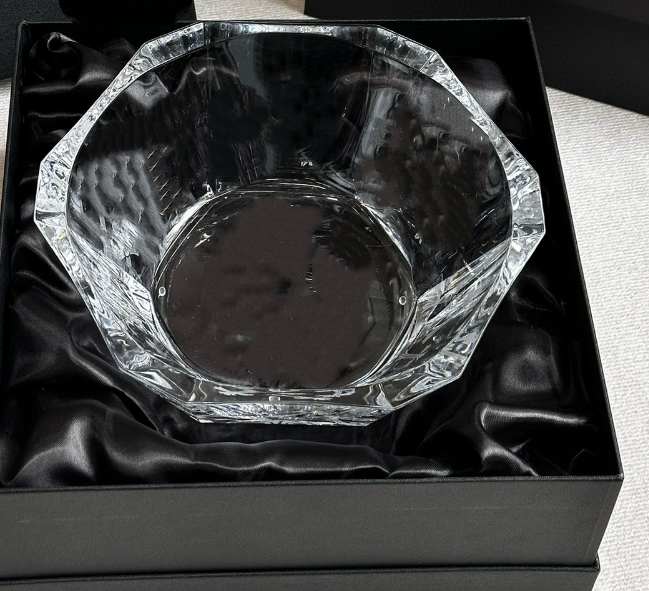 white big fruit  plate