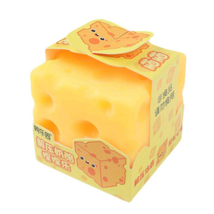 Großhandel Formbarer Käse-Squishy Niedlicher Simulierter Käsewürfel Ultra Weiche Tofu-Textur Stressabbau-Spielzeug Quetschspielzeug - Product Image 1
