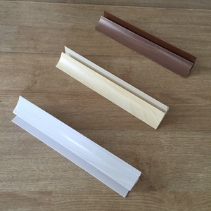 <span class=keywords><strong>Profil</strong></span>és <span class=keywords><strong>d</strong></span>écoratifs en <span class=keywords><strong>PVC</strong></span> pour l'installation de panneaux en <span class=keywords><strong>PVC</strong></span>, corniche supérieure, bandes de bordure - Product Image 3