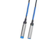 Capteur de proximité étanche IP67 M12, portée de détection 4 mm, type inductif 24 VDC avec sortie PNP pour la détection des métaux