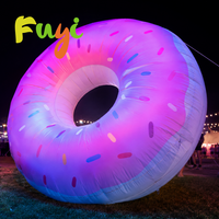 Donut géant gonflable réaliste personnalisé pour la promotion publicitaire gonflable