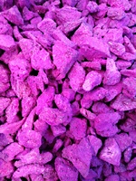 Hoge Kwaliteit Gevriesdroogd Dragon Fruit Dobbelstenen Zoete Smaak Bulk Verpakking Gevriesdroogde Pitaya Plakjes