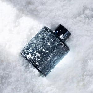 Difusor de Aroma Premium para el Hogar Aikun OEM ODM, Botella de Vidrio, Fragancia de Lujo, Juego de Difusores de Varillas para Decoración de Interiores de Spa y Salón - Product Image 3