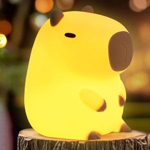 Nouvelle lampe LED veilleuse Capybara Cochon d'Inde en silicone, éclairage tactile, échelle 1/12, prise US, emballage d'origine, petite figurine jouet cadeau - Product Image 1