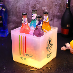 Nightclub a doppia parete quadrato trasparente in acrilico trasparente refrigeratore 3,5 l in plastica champagne whisky birra <span class=keywords><strong>led</strong></span> secchielli per ghiaccio vasche per bevande
