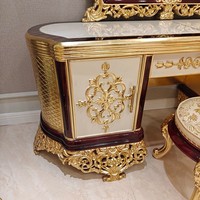 Coiffeuse de chambre de luxe de style français, en bois massif haut de gamme, avec détails sculptés et accents en feuille d'or, meuble de rangement, Chine